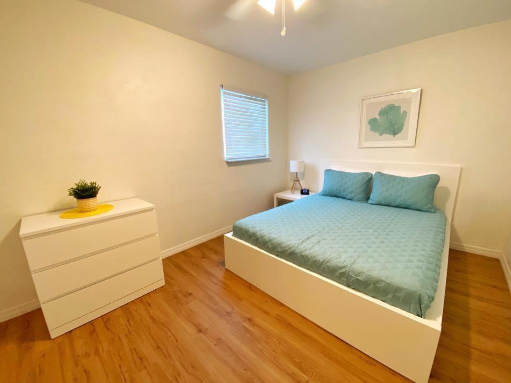הוילה פורט אורנג' *New*Sunshine Gorgeous- 3Bd/2Ba -Private Backyard! מראה חיצוני תמונה